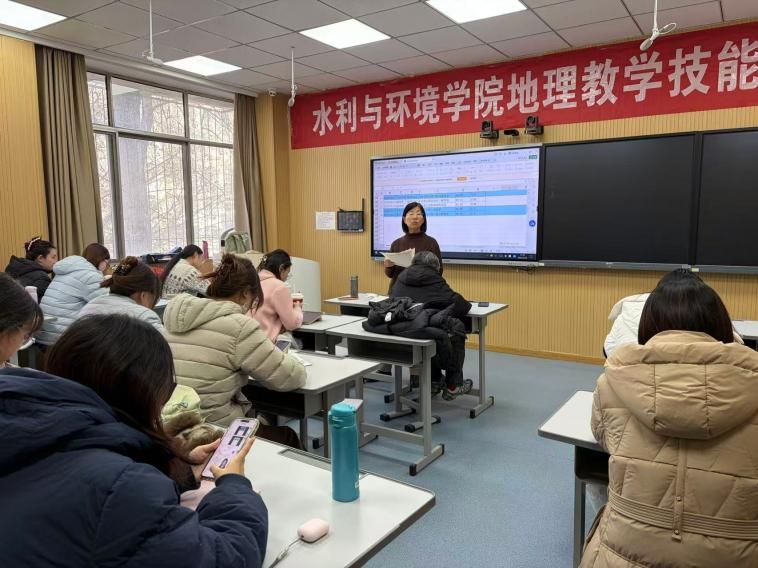 滚球与纽卡斯尔联续约官方合作于202